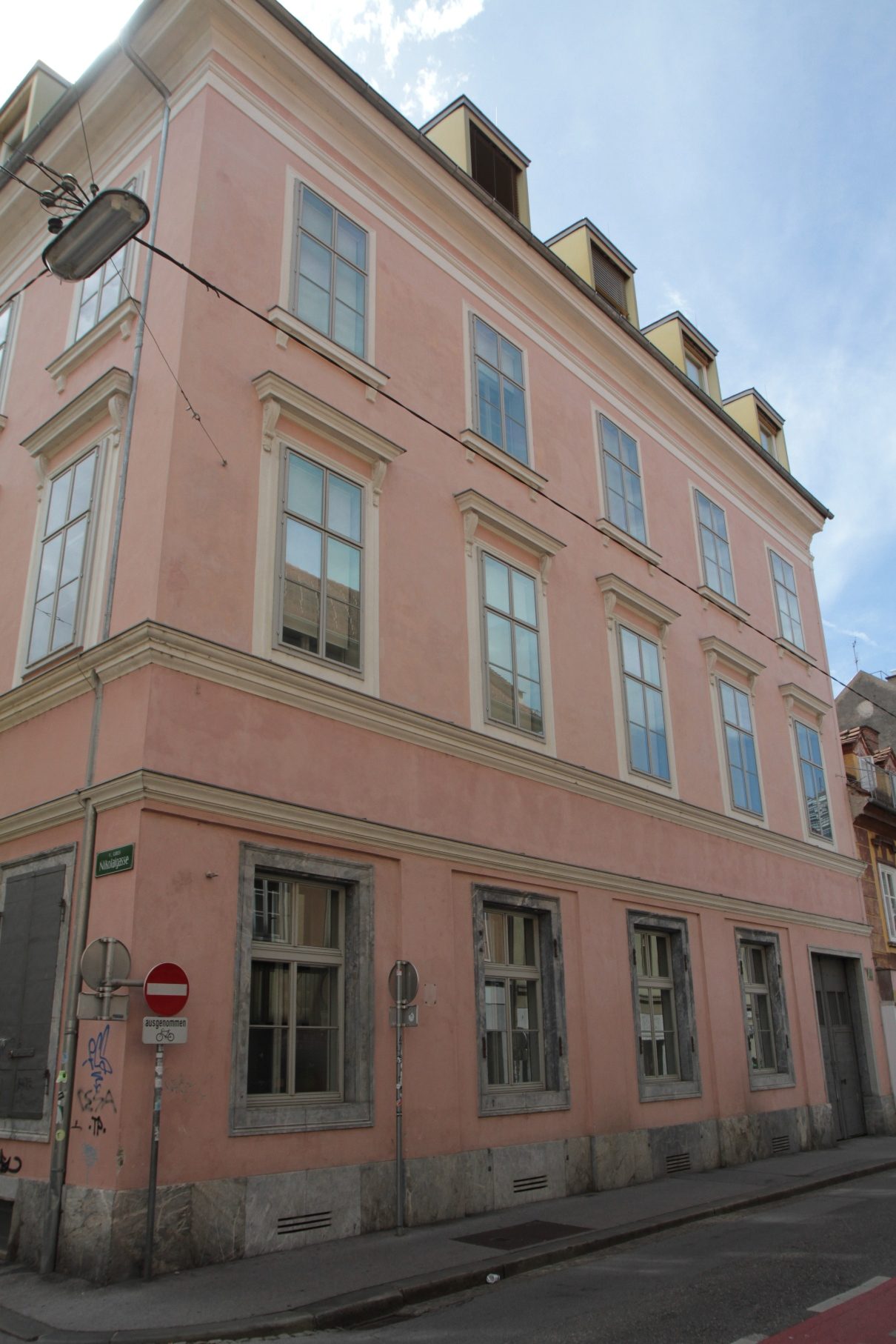 Auenbrugger's father second hotel, Graz - 01.JPG